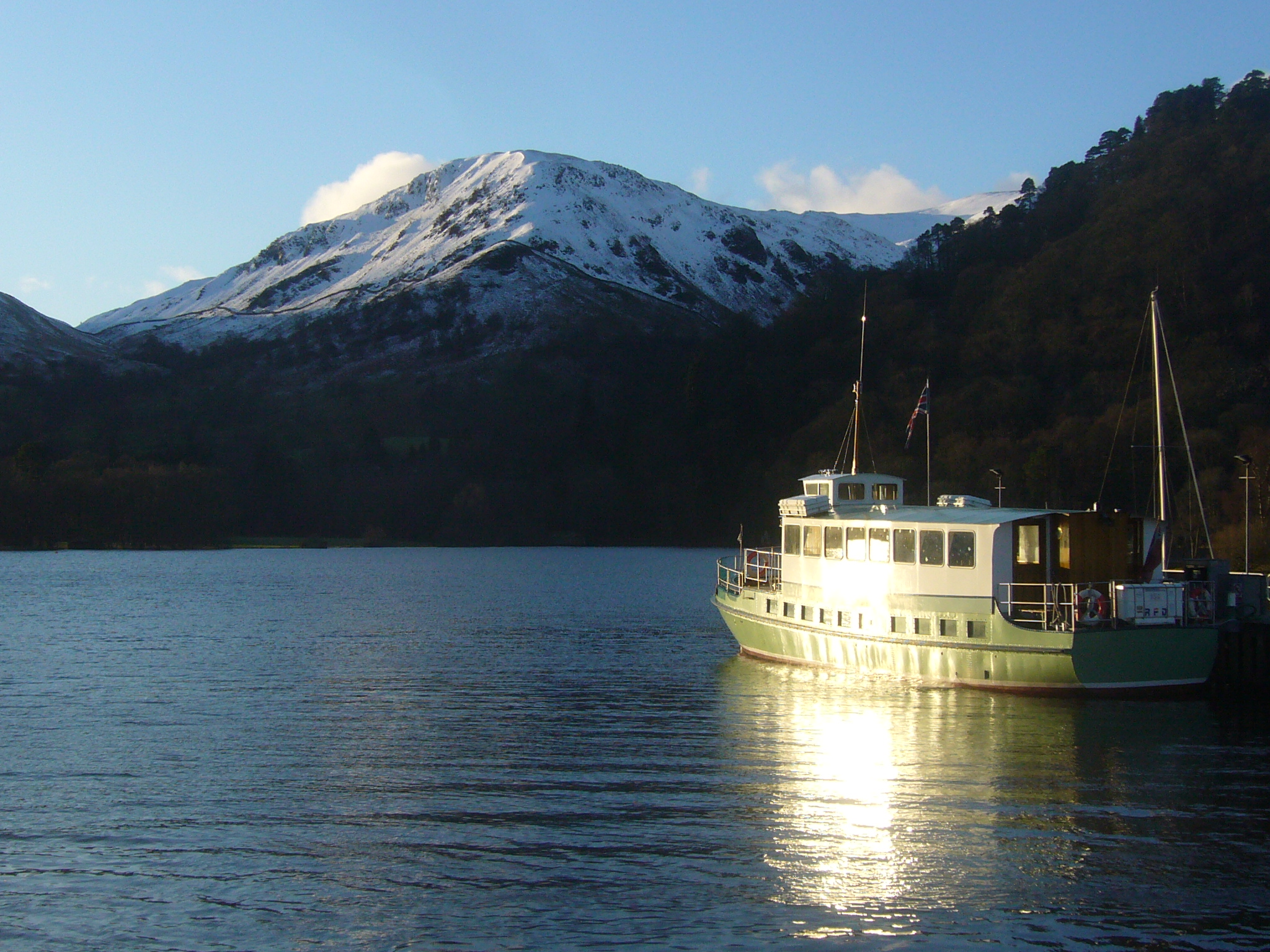 Boot in de zon in The Lake District